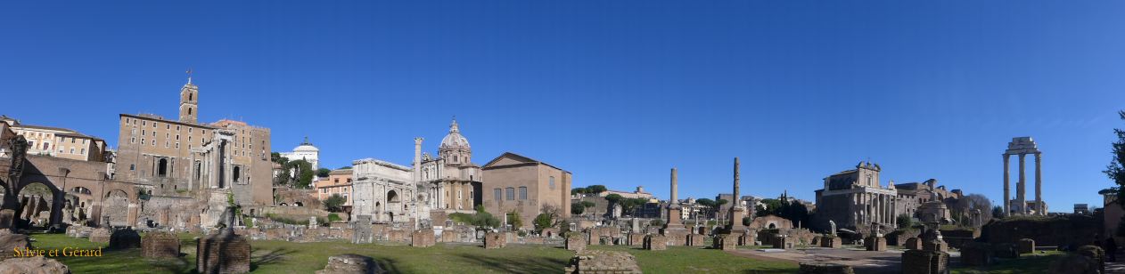 Forum romain vue