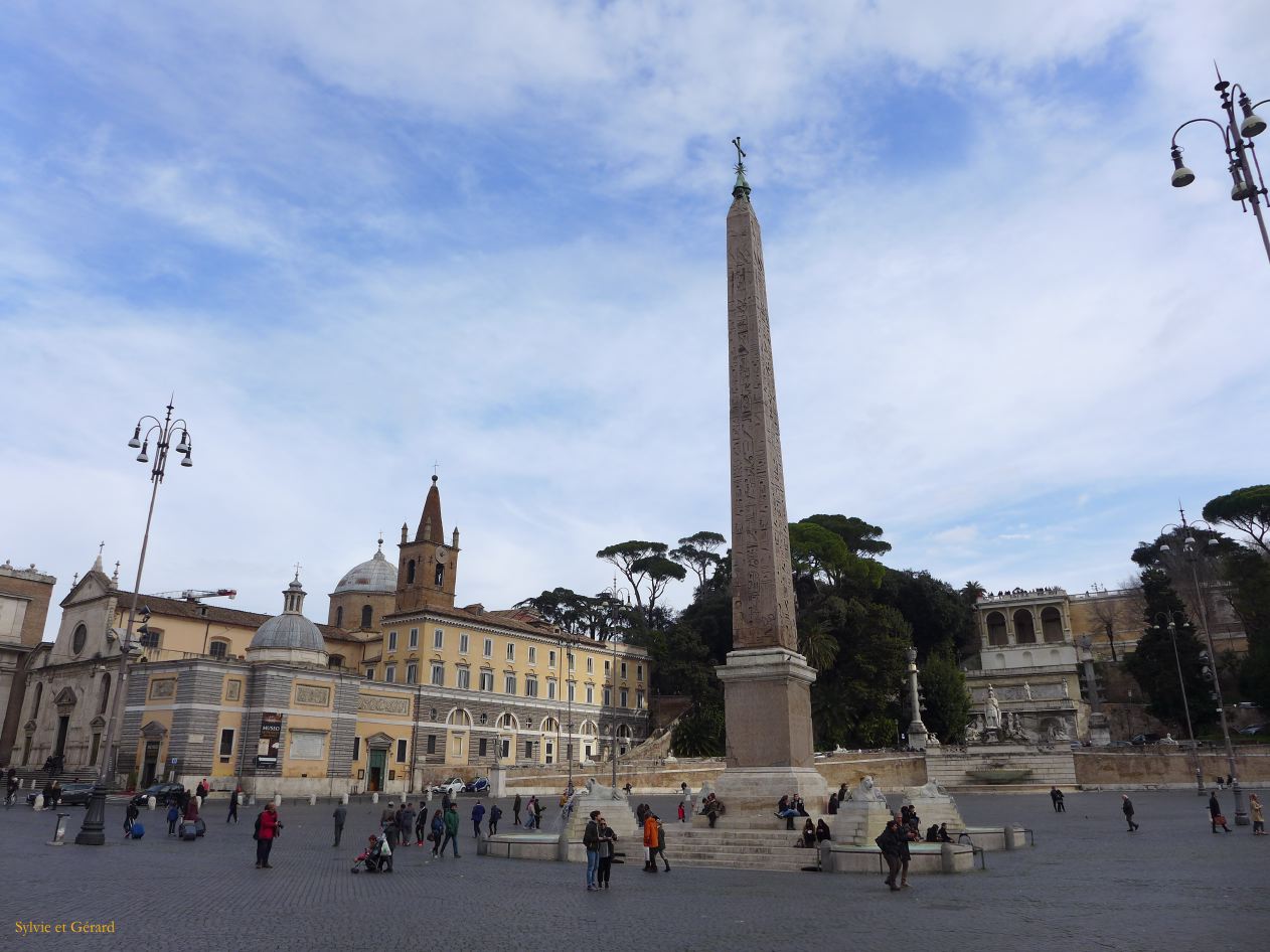 la Piazza del Popolo 1 