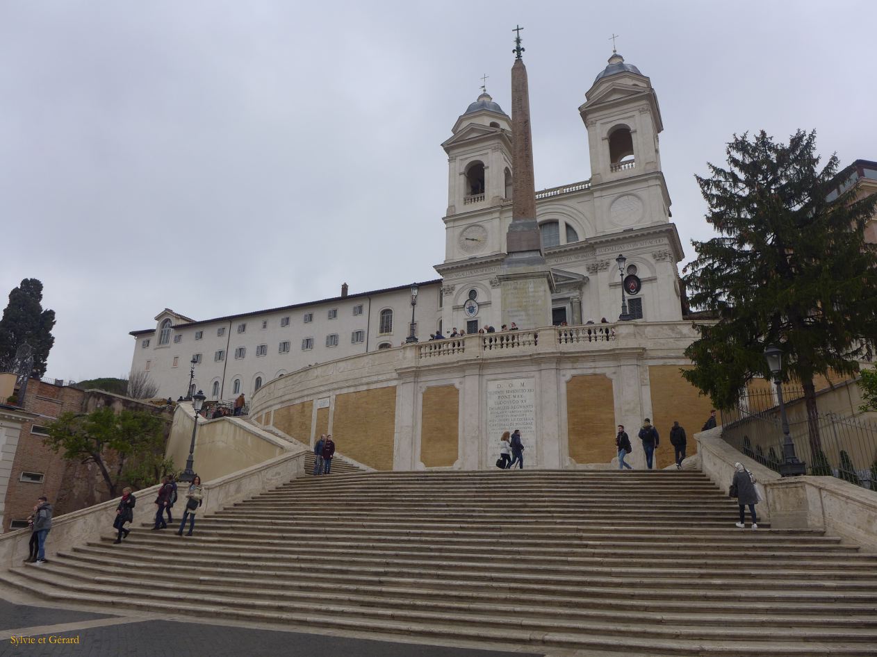 Piazza di Spagna 4 scalinata della Trinita dei Monti 