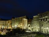 le Forum d'Auguste de nuit 