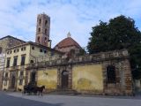 Lucques 04 vers le Duomo P1220860