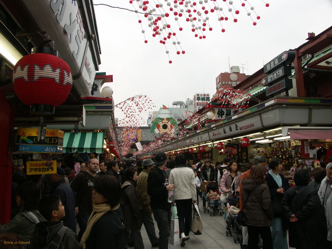 0260 TOKYO Temple Senso Ji quartier Asakusa