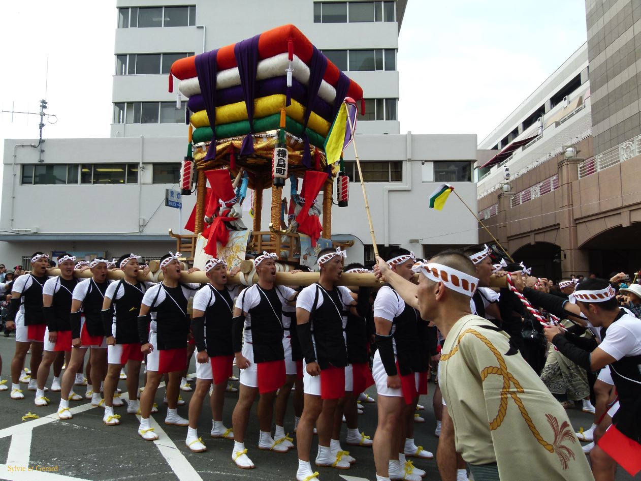 090 Nagasaki Kunchi Taikoyama Kokkodesyo Kabashima-machi