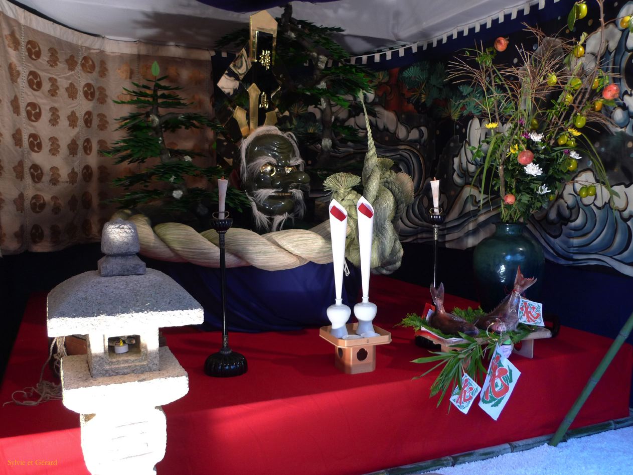 009 Nagasaki Kunchi exposition des cadeaux 