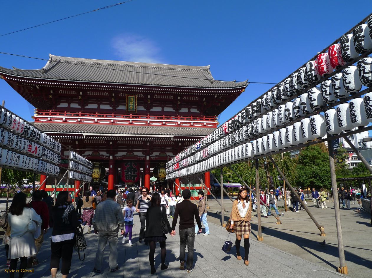 A Tokyo 001 quartier Asakusa Temple Sensô Ji 