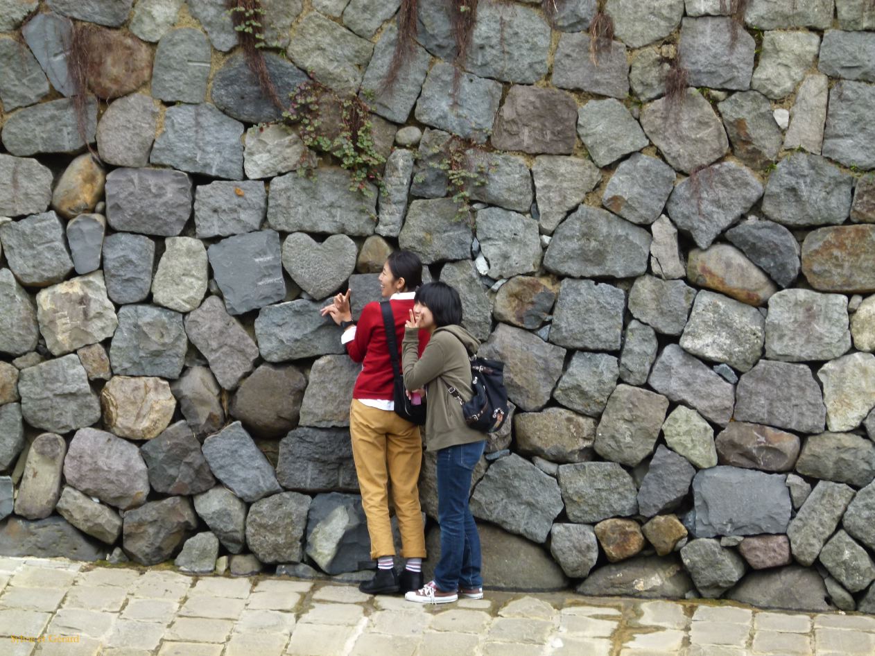 D Kyûshû 123 Nagasaki la rivière Nakajima et les ponts de pierre I LOVE