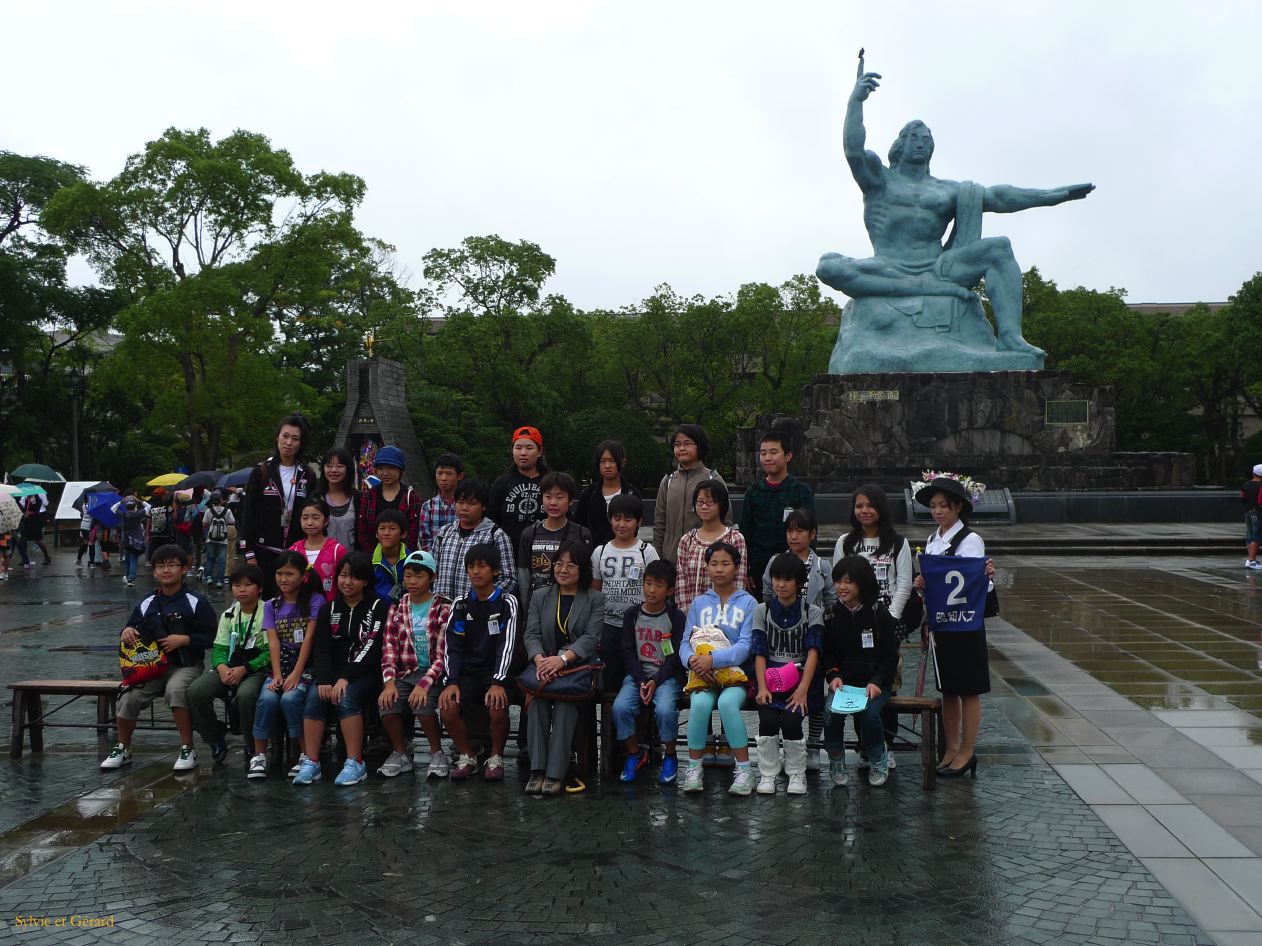 D Kyûshû 138 Nagasaki le quartier d'Urakami et la bombe atomique