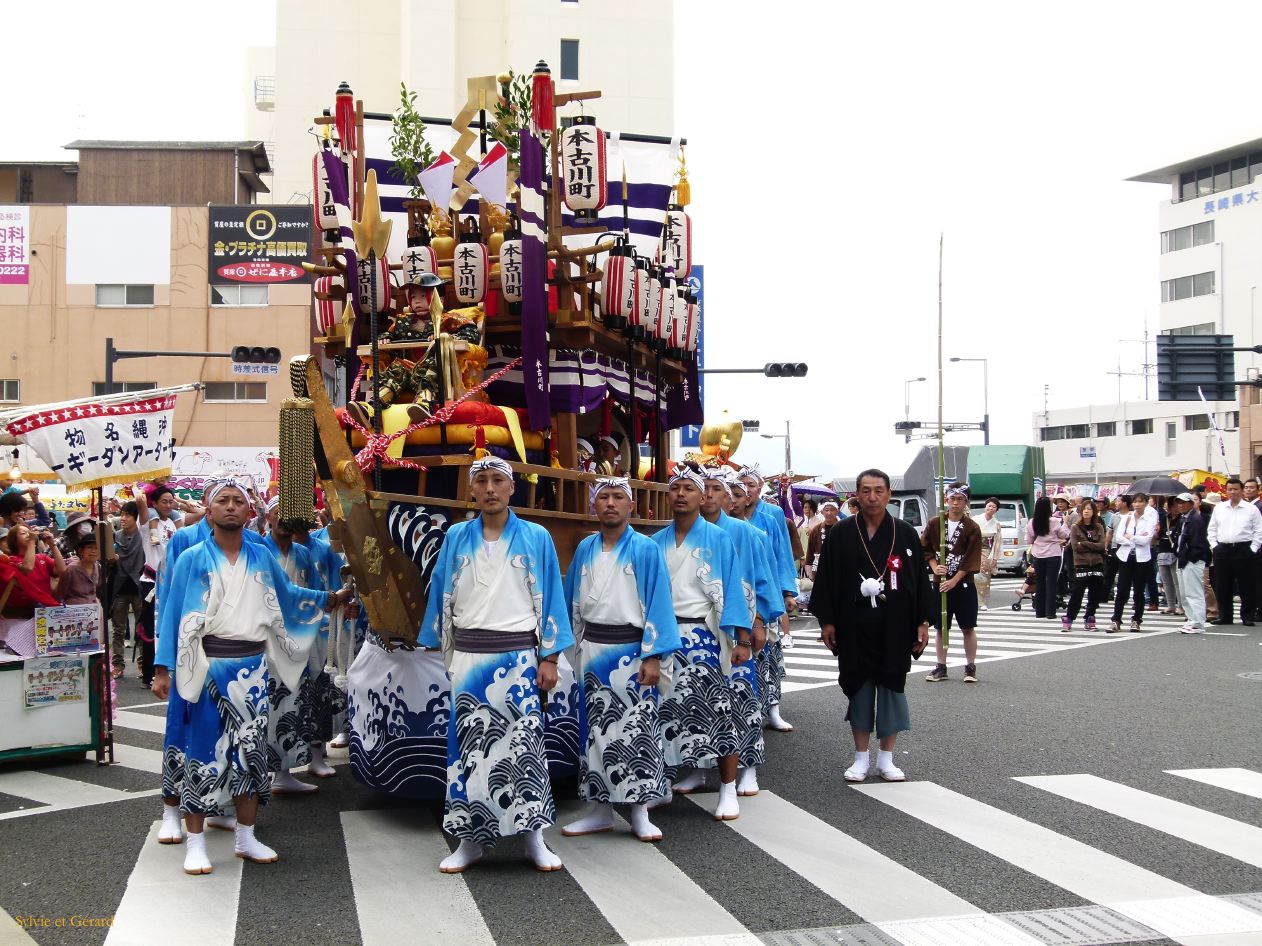 D Kyûshû 153 Nagasaki Kunchi Gozabune Moto-furakawa-machi