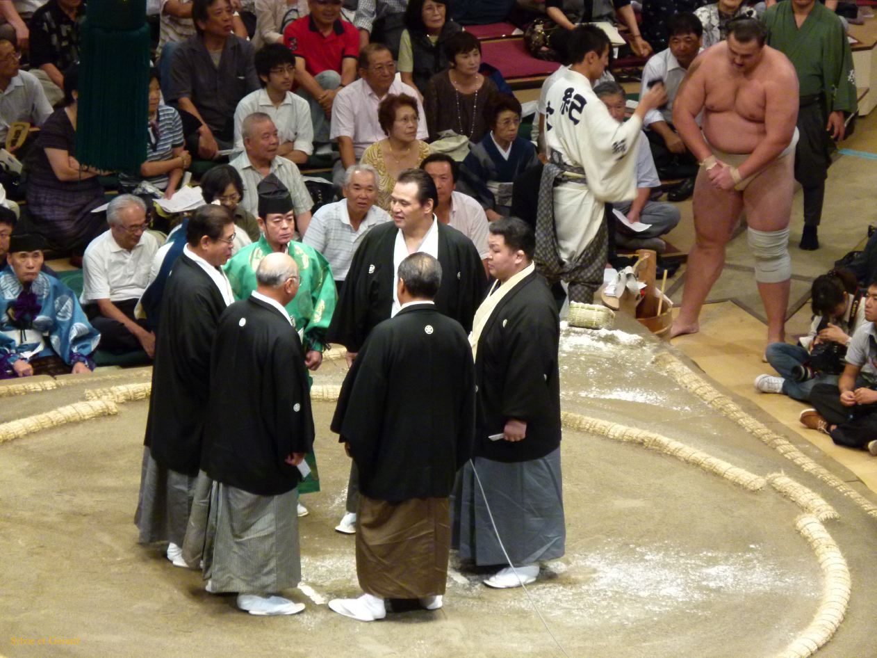 A Tokyo 051 quartier Asakusa le stade et combat de sumos 