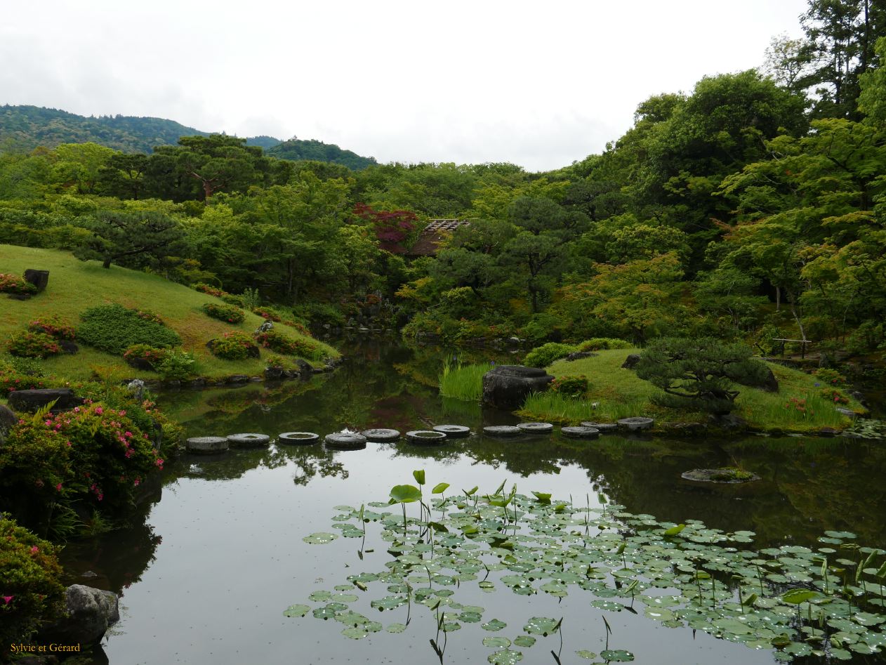 H Nara 20 Isuien garden 