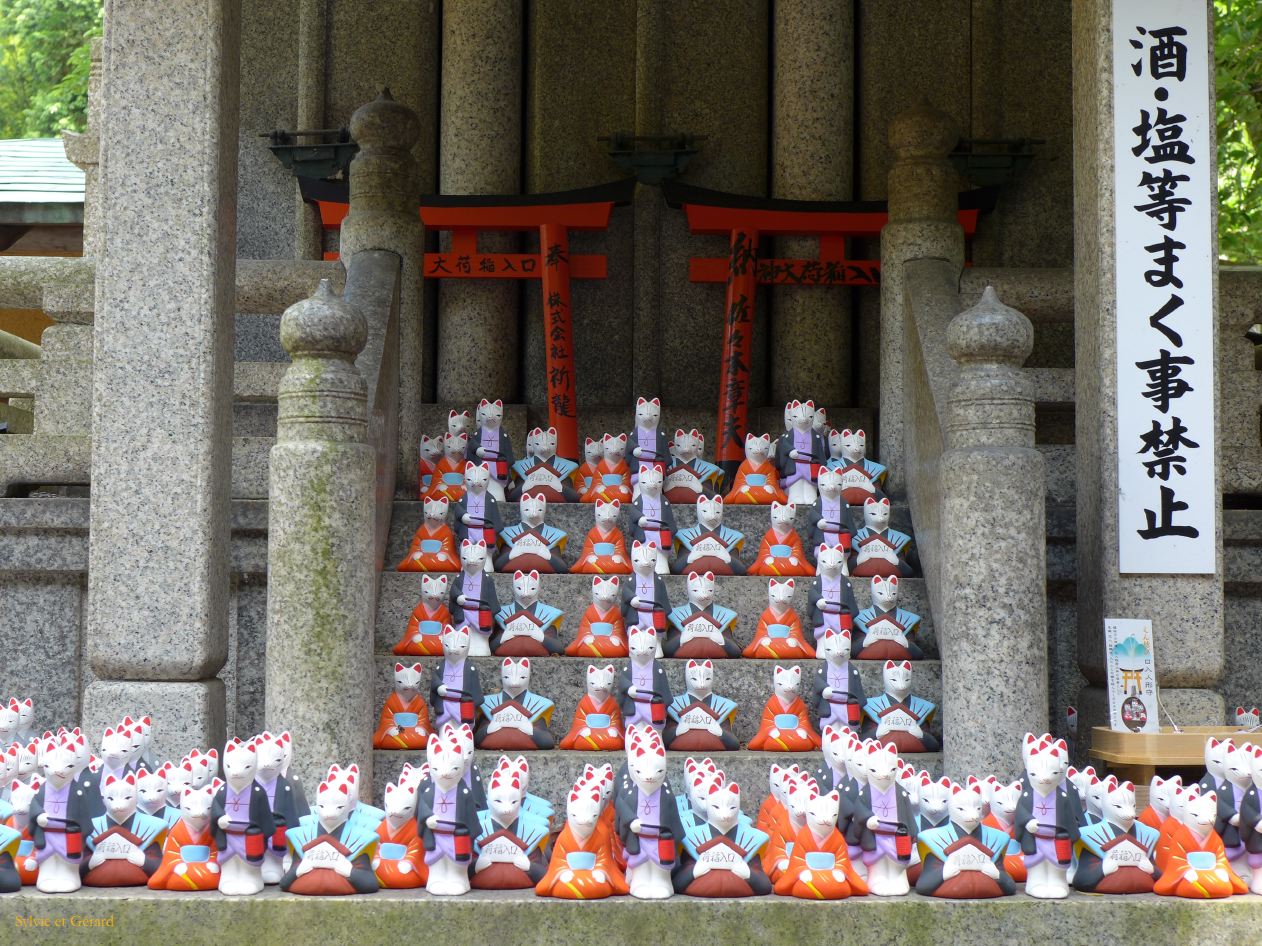 B Kyoto 13 Fushimi Inari Taisha Shrine 