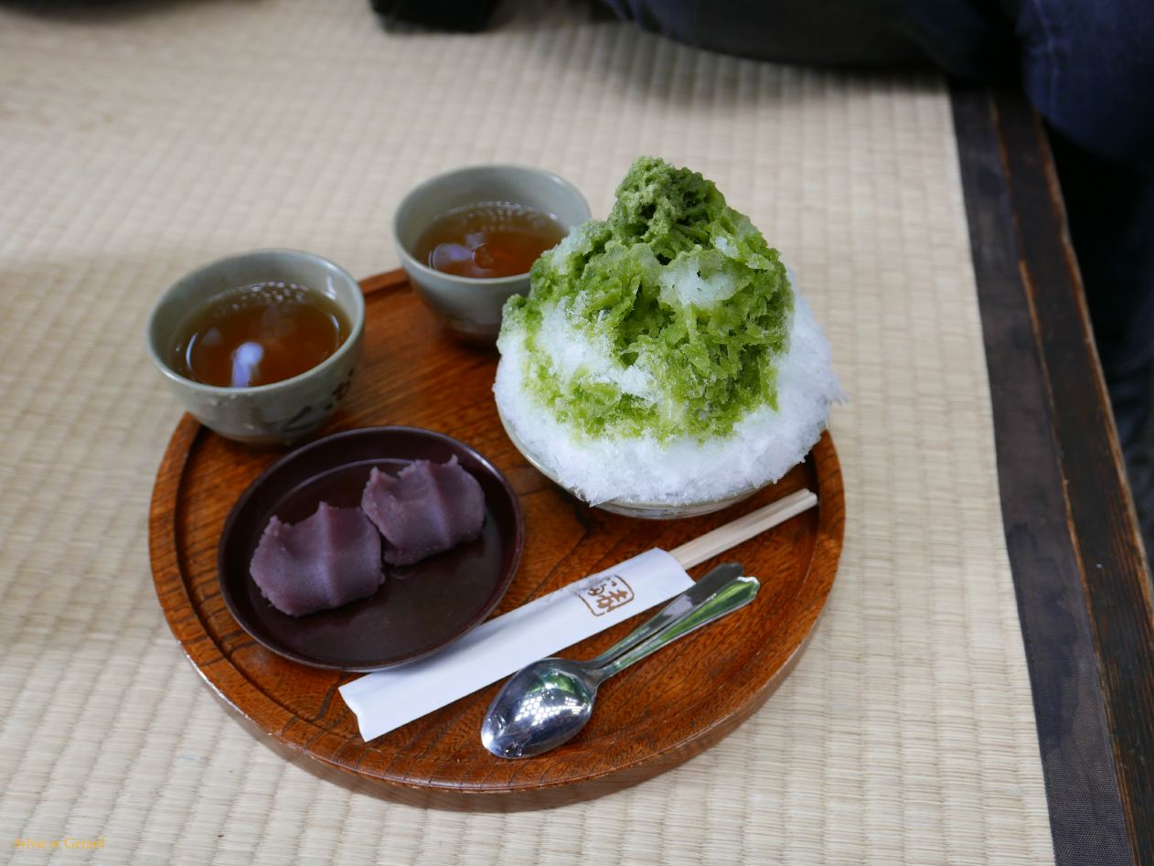 E Ise Shi dans la ville Oharaimachi 4 la spécialité avec une glace au matcha