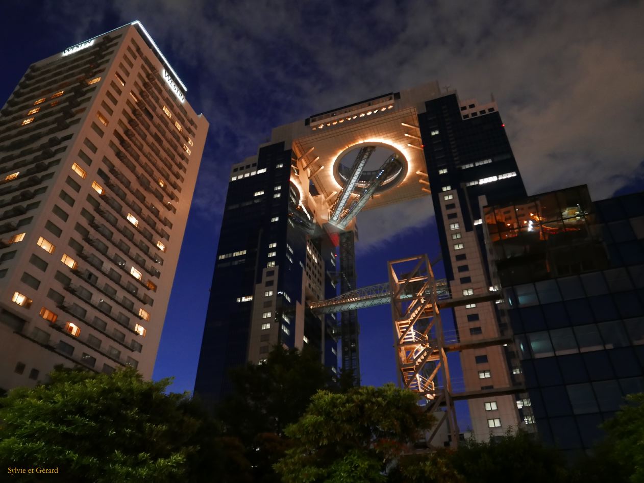 F Osaka Quartier Umeda Sky Building Garden 8 
