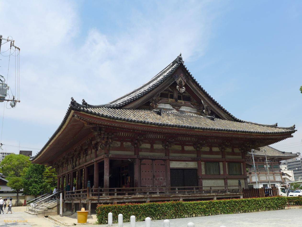 F Osaka temple Shi tenno-ji 3 