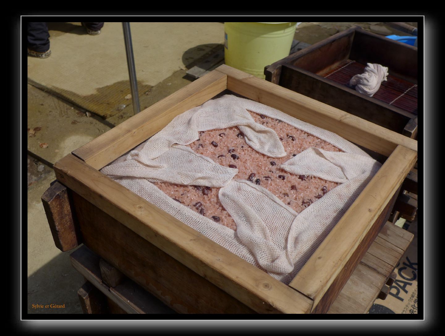 063 Osaka Shitenno-ji  riz aux haricots rouges