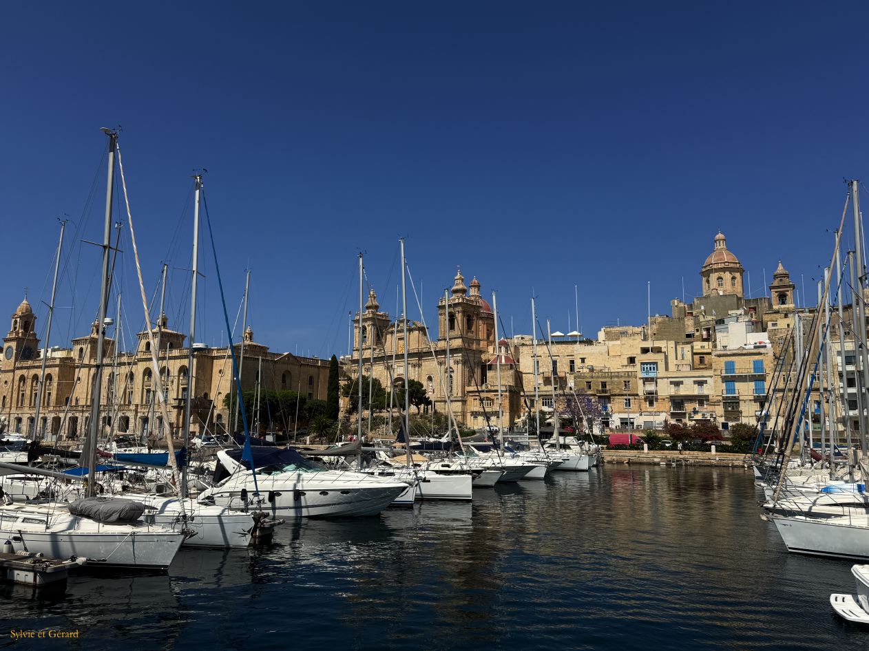 097 Cospicua - Bormla vue sur Vittoriosa IMG_1395