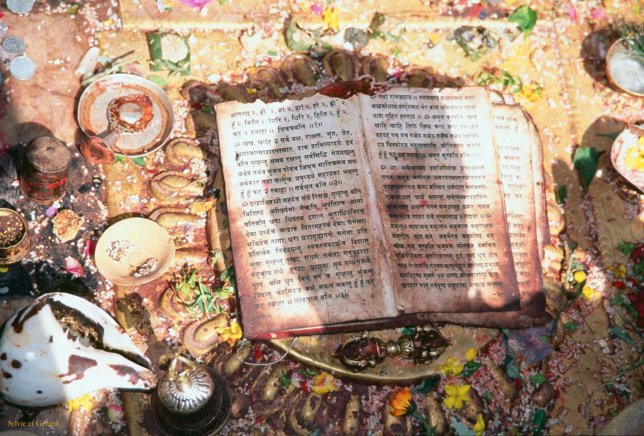 Katmandou Swayambunath ou temple des singes Nepal 1993-030