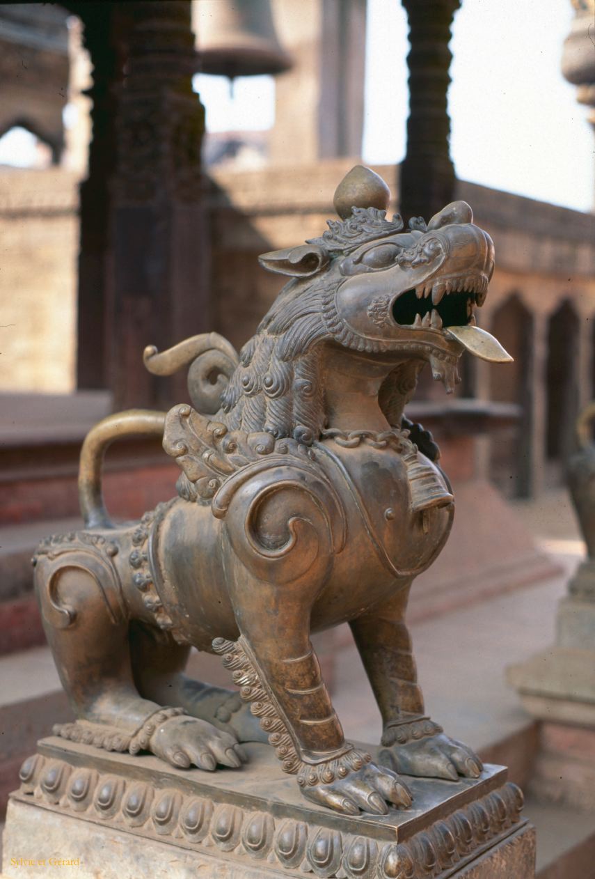 Patan Durbar square Nepal 1993-255