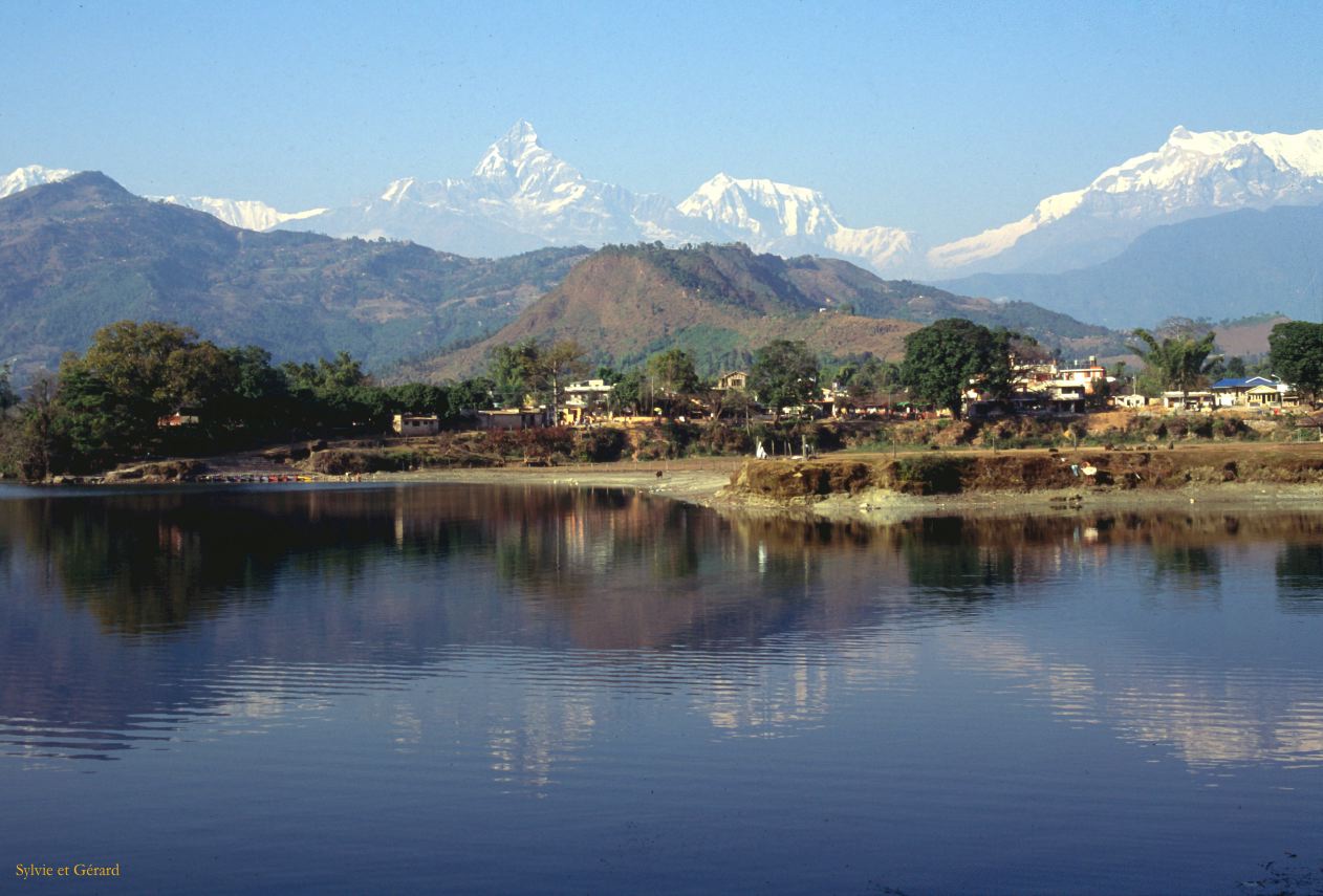 Pokhara lac Phéwa Nepal 1993-127