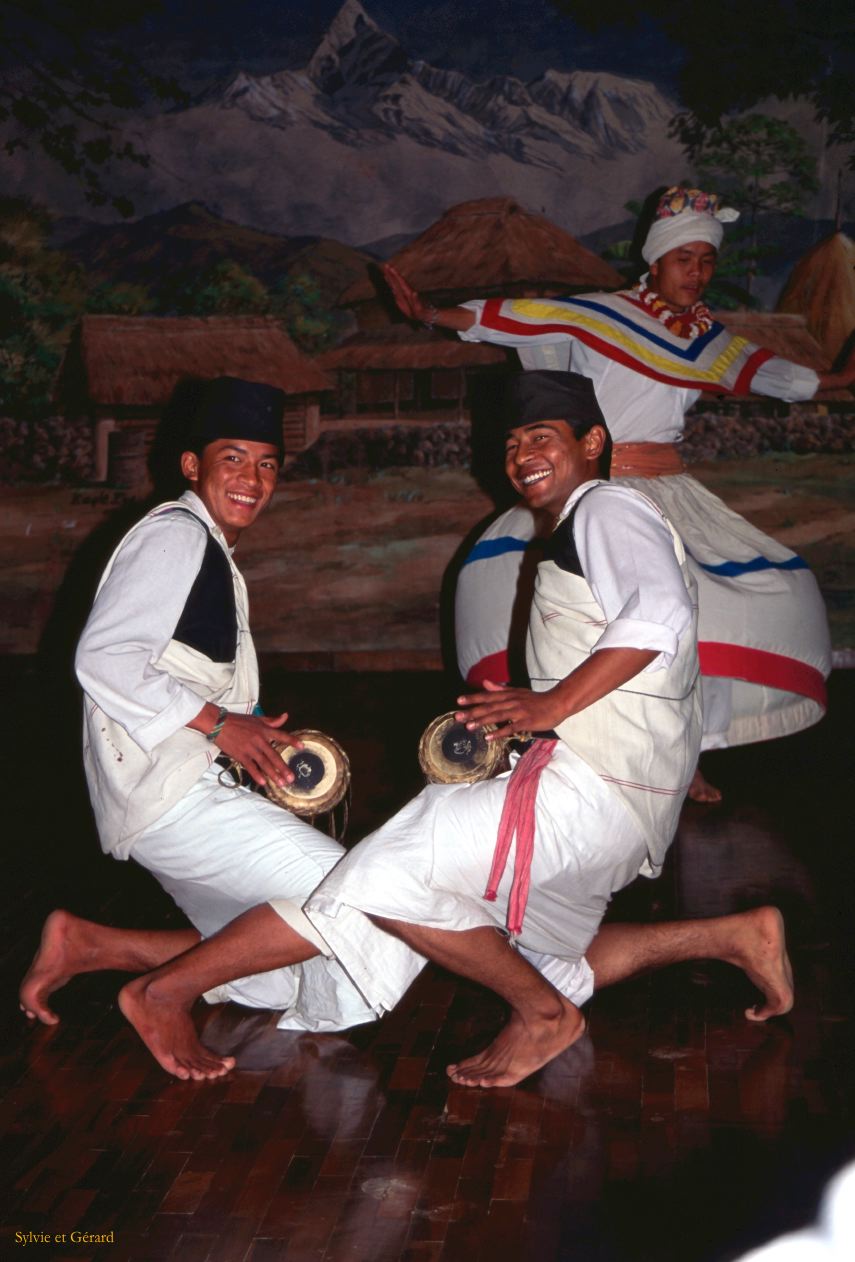 Pokhara spectacle Nepal 1993-129