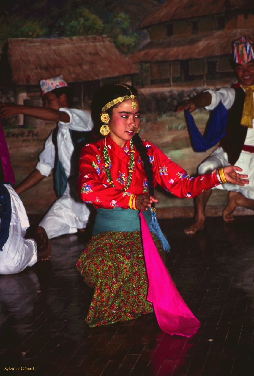 Pokhara spectacle Nepal 1993-130