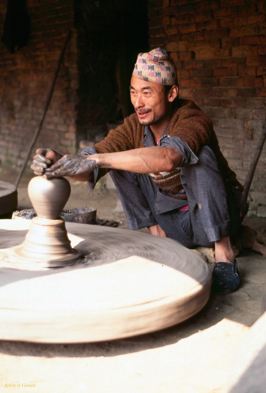 Bhaktapur potier Nepal 1993-159