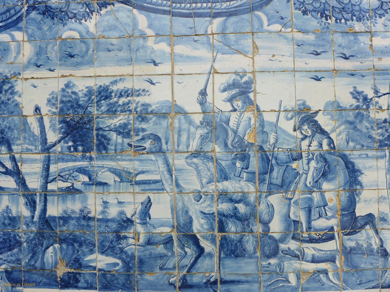 010 Porto Ribeira la Sé cathédrale terrasse du cloître  P1360716