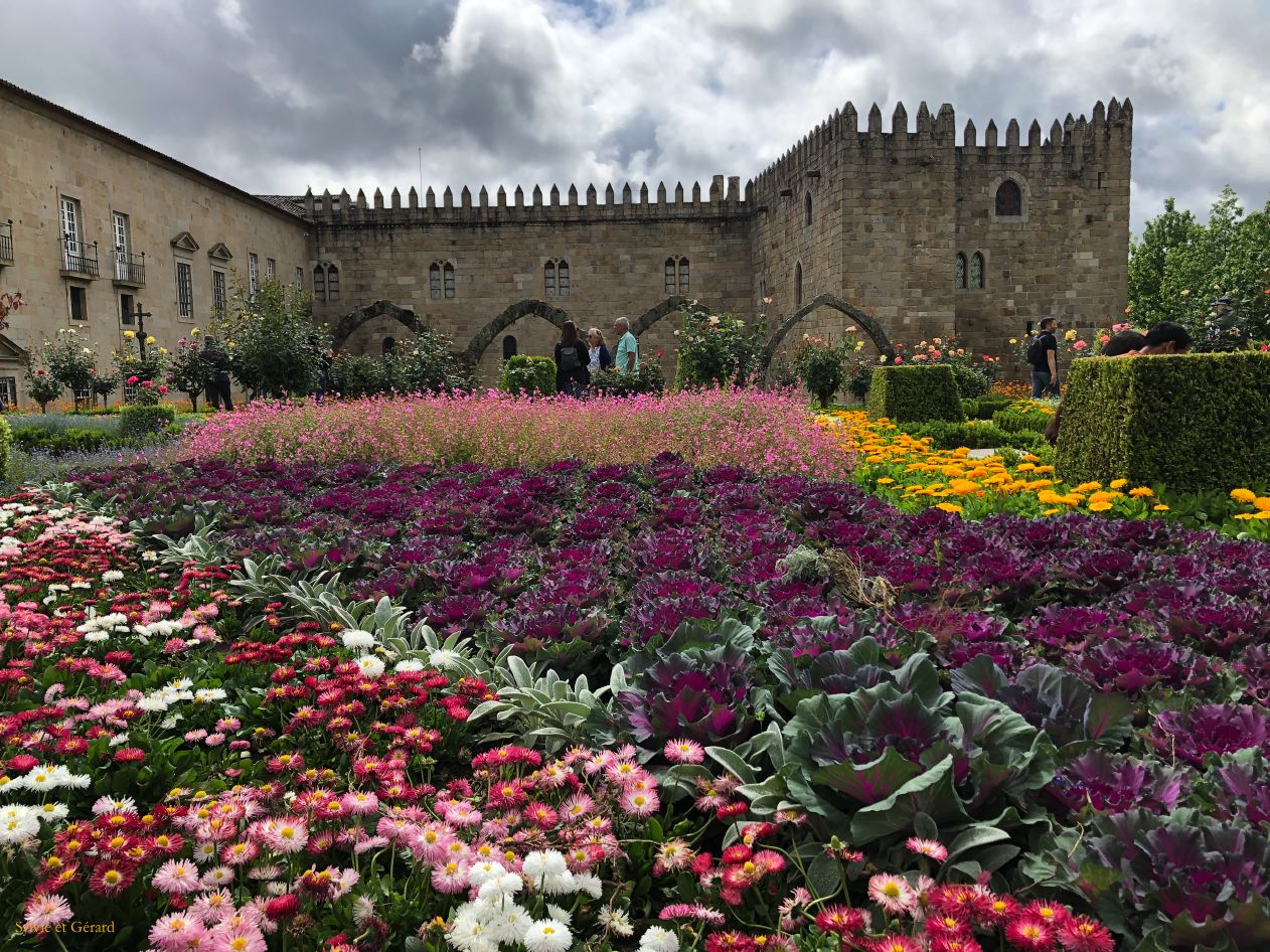 140 Braga jardim de Santa Barbara face au Palais Episcopal IMG_7100
