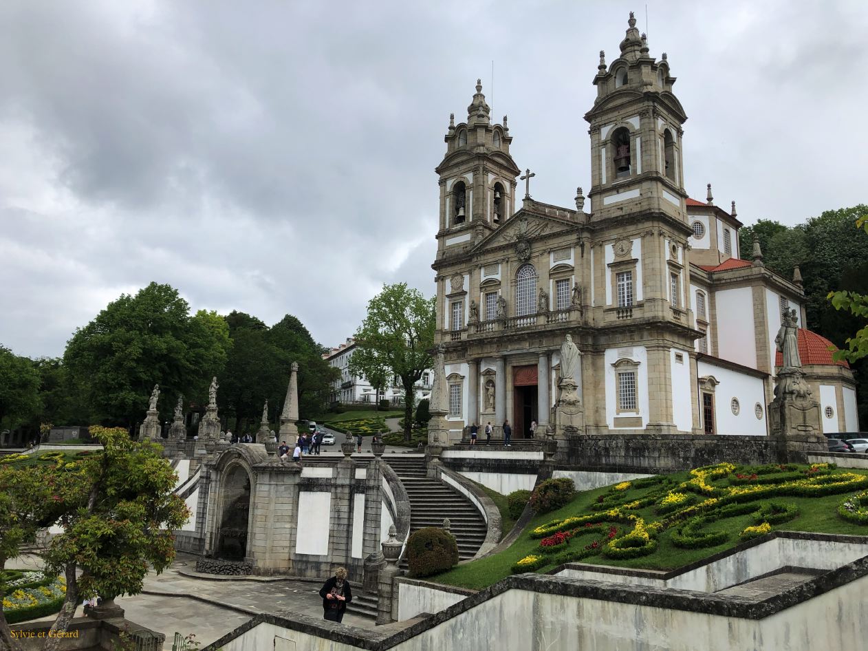 143 Braga Santuario do Bon Jesus do Monte -  temple du Bon Jesus 1784-1857  IMG_7071