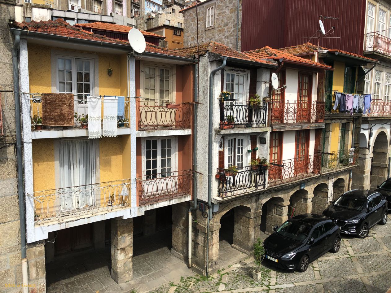 019 Porto Ribeira les cais das Pedras  IMG_7272