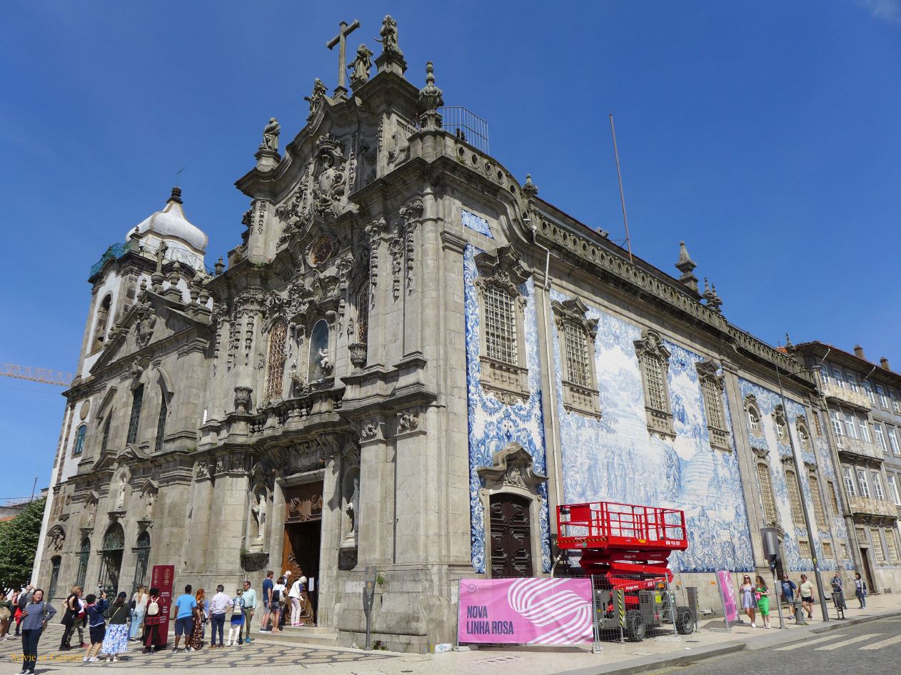 043 Porto Clerigos igreja do Carmo  P1360991