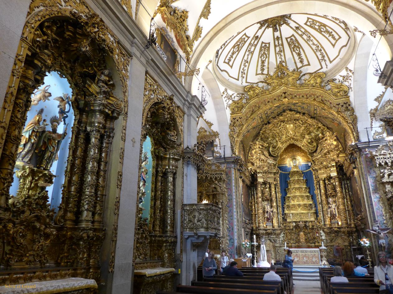 046 Porto Clerigos igreja das Carmelitas  P1360983
