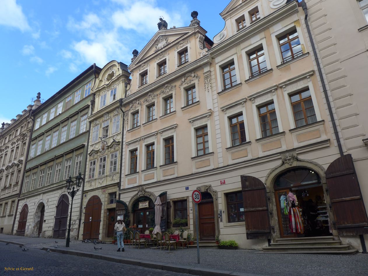 063 Prague Mala Strana Nerudova et Janska 