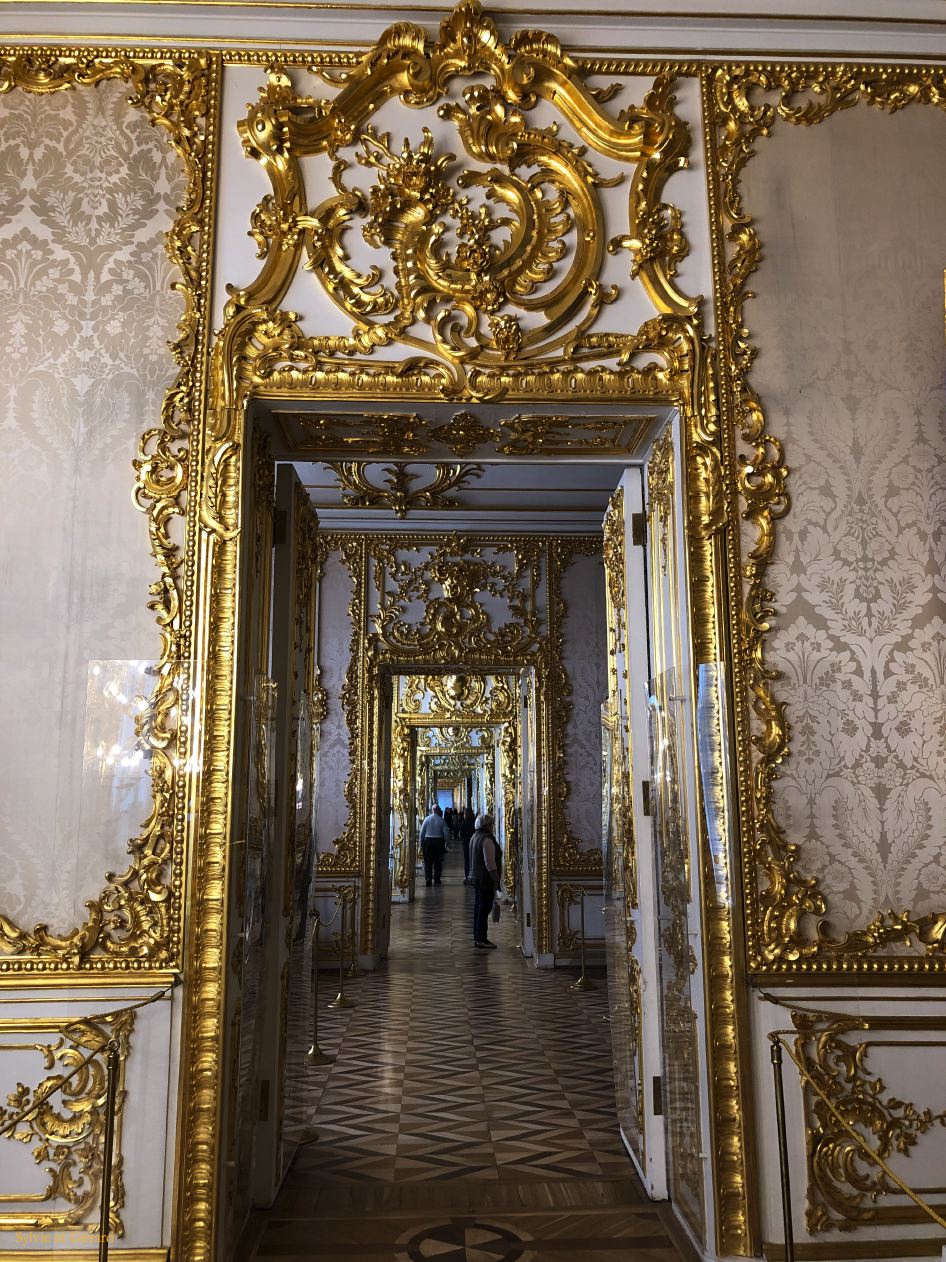 38 Pouchkine Palais de Catherine l'enfilade de pièces