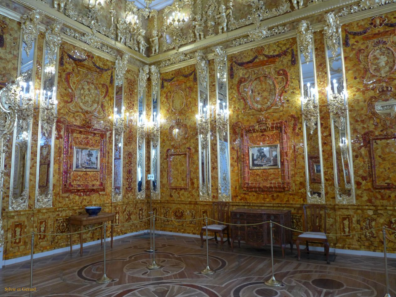 40 Pouchkine Palais de Catherine la chambre d'ambre 
