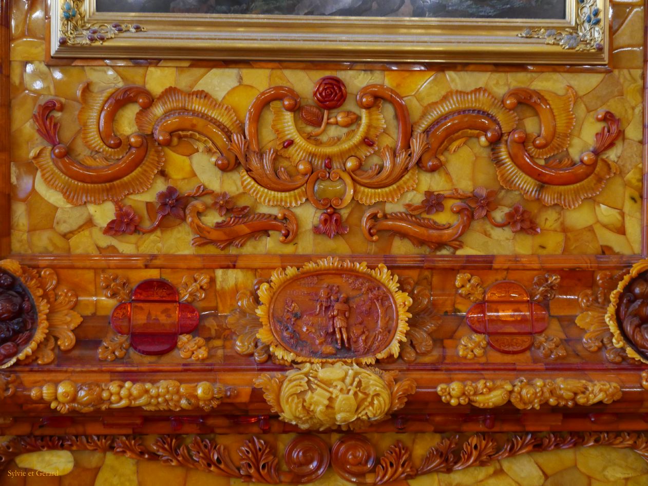 44 Pouchkine Palais de Catherine la chambre d'ambre 