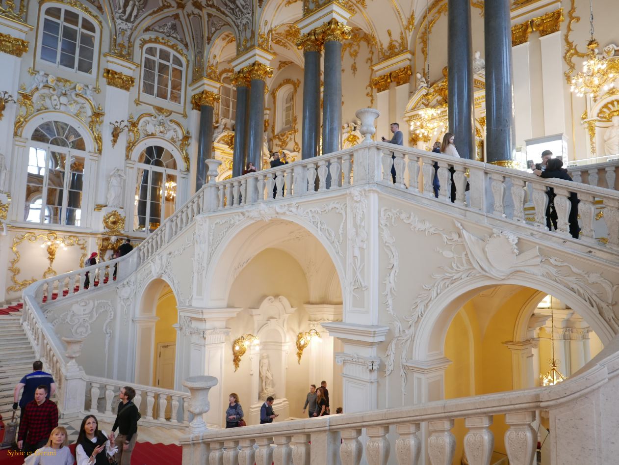 81 Saint Pétersbourg Ermitage l'escalier du Jourdain ou escalier des ambassadeurs