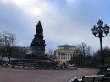 115 Saint Pétersbourg Perspective Nevsky statue de Catherine la Grande