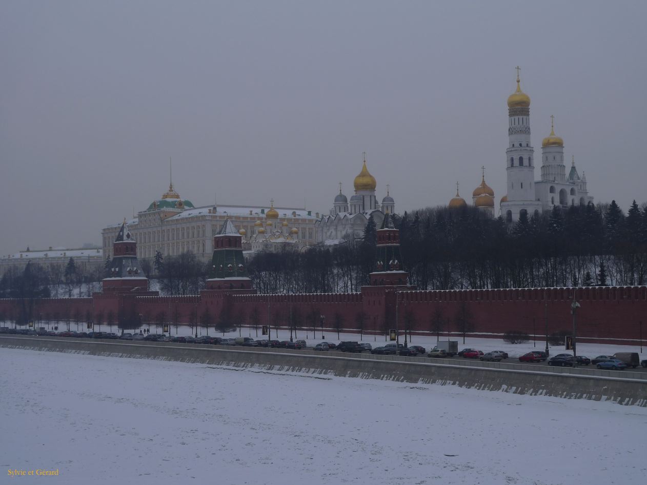 J le Kremlin  002