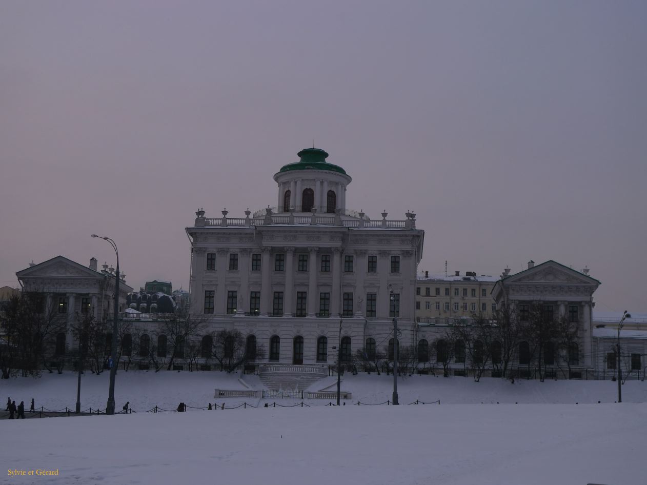 M rues de Moscou  011