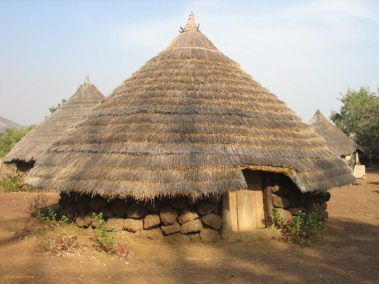 F 03 Village d'Ethiolo