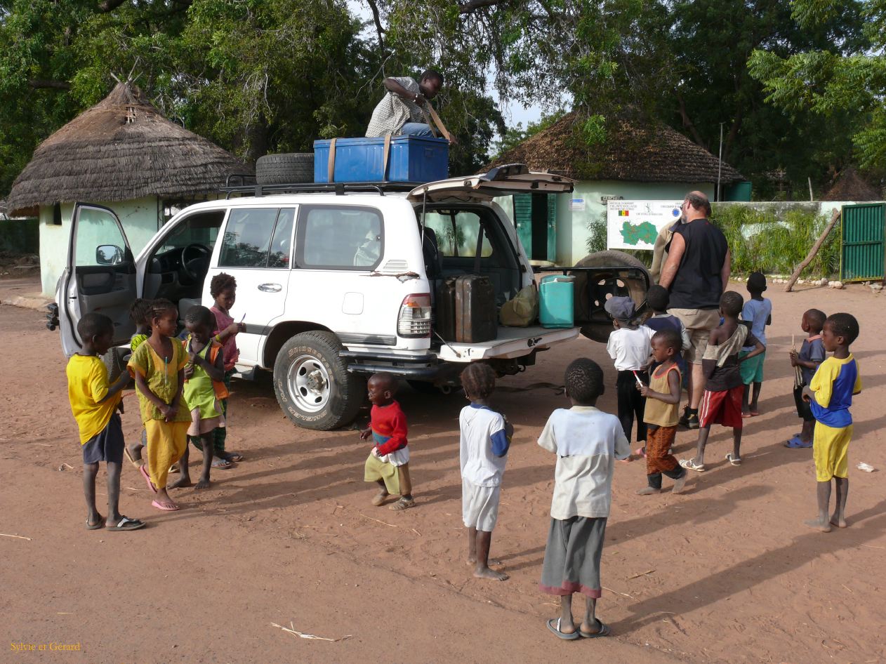 E 05 entrée du Niokolo Koba à 650 km de Dakar