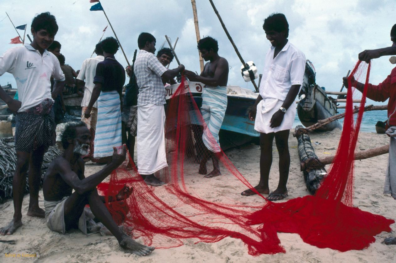 Sri Lanka 1990-109 Hikkaduwa pécheurs