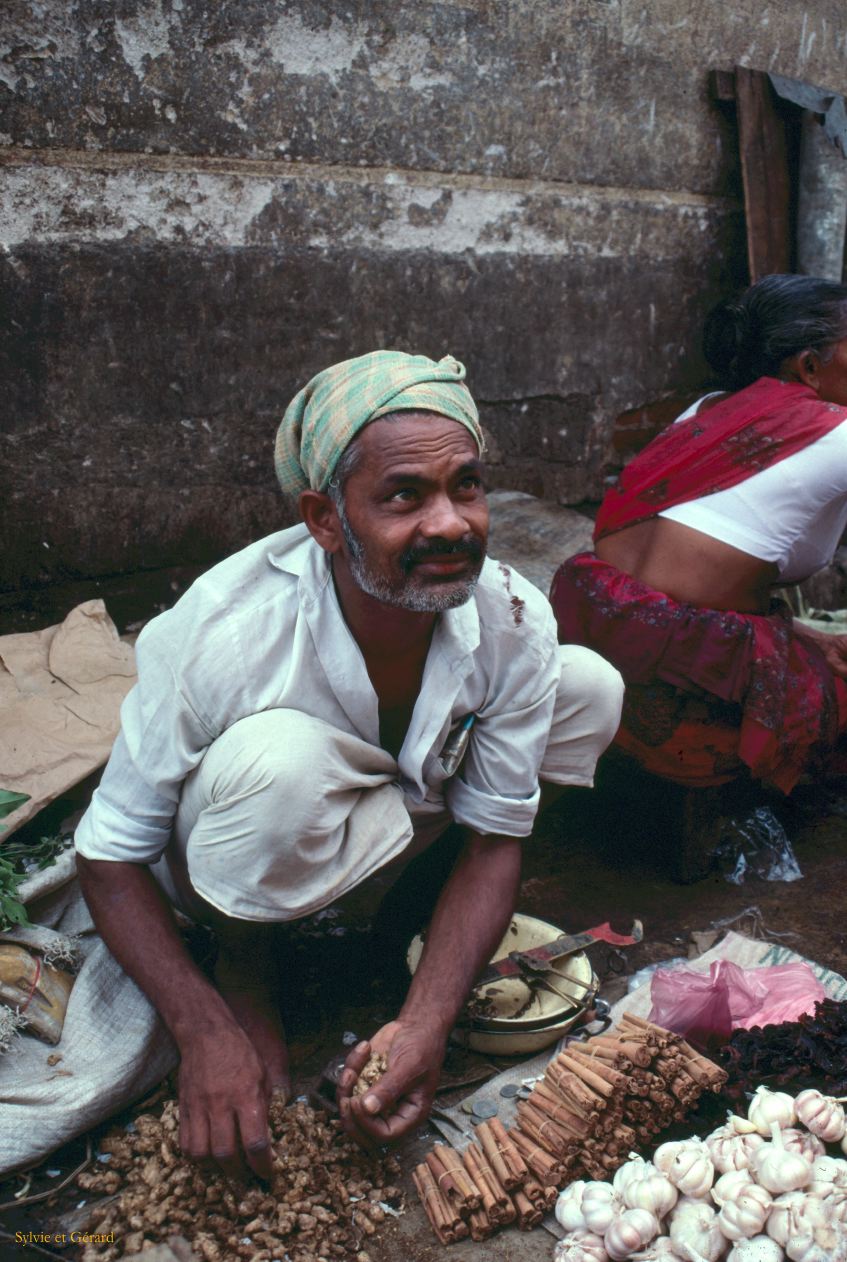 Sri Lanka 1990-150 marché