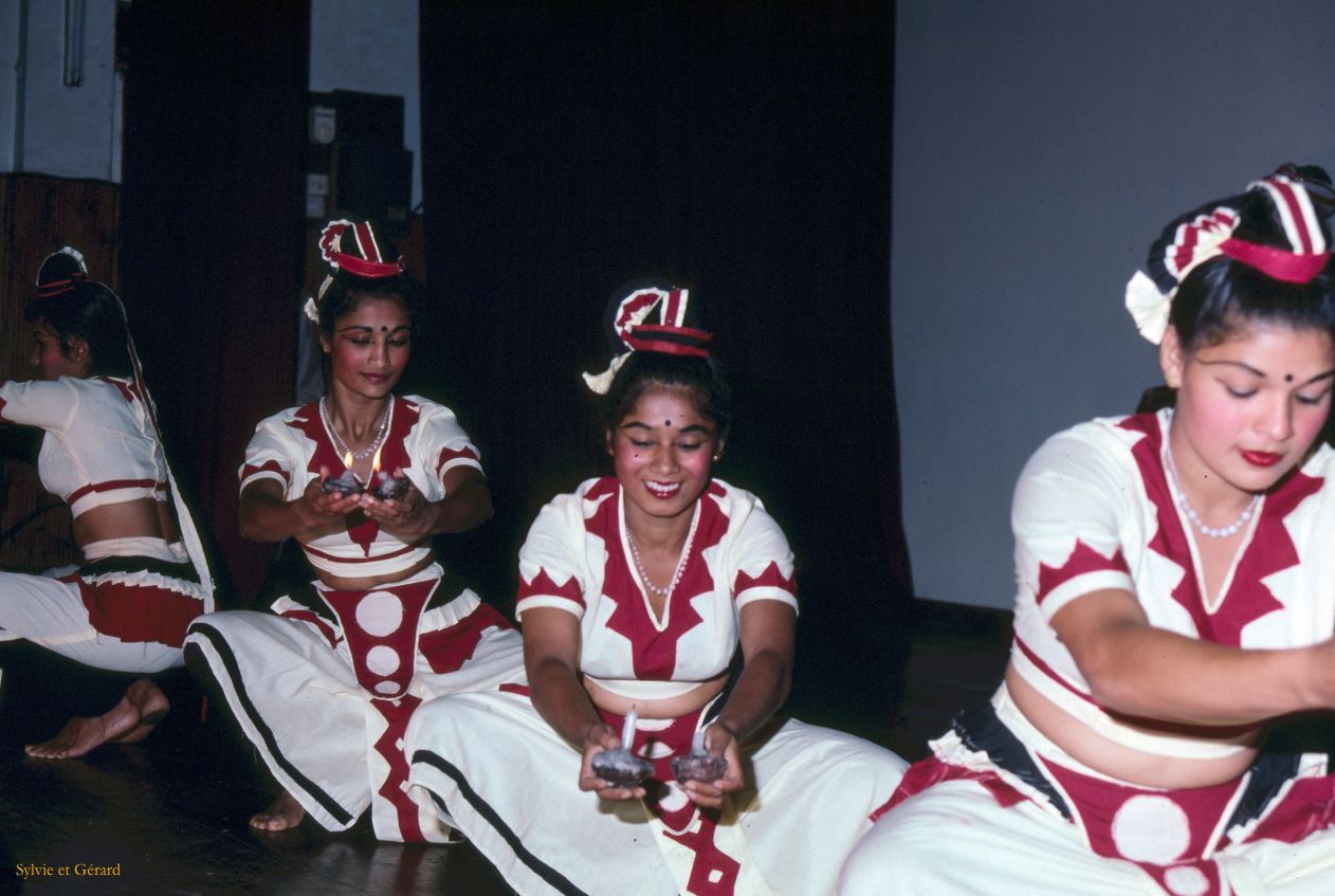Sri Lanka 1990-182 danseuse
