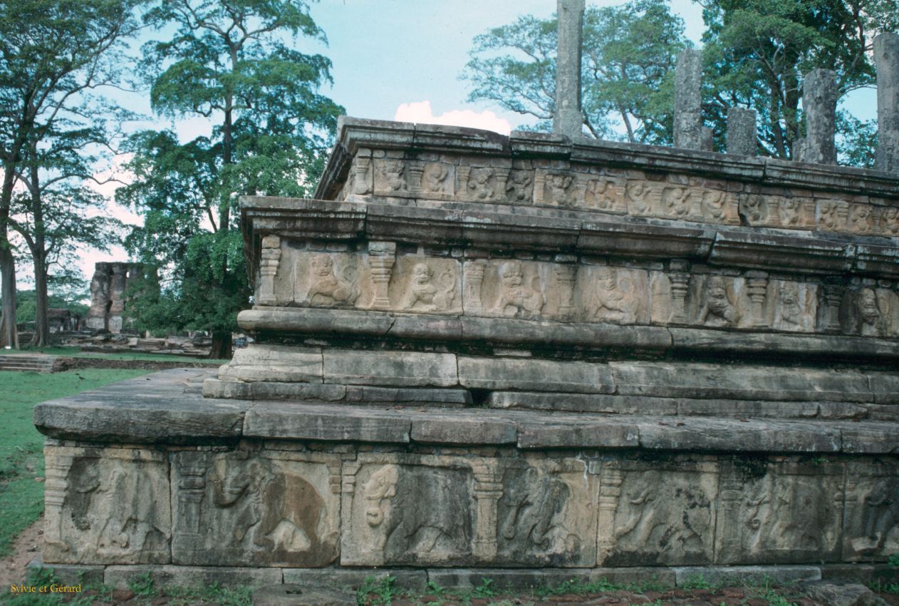 Sri Lanka 1990-212 Polonawura 