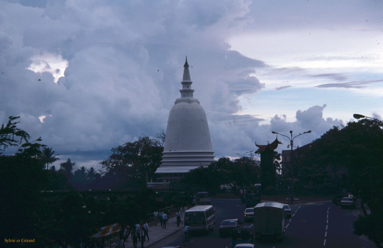 Sri Lanka 1990-003 Colombo