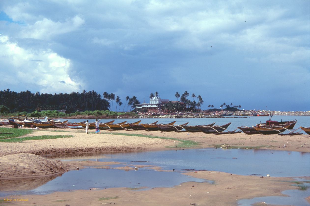 Sri Lanka 1990-099 Bentota