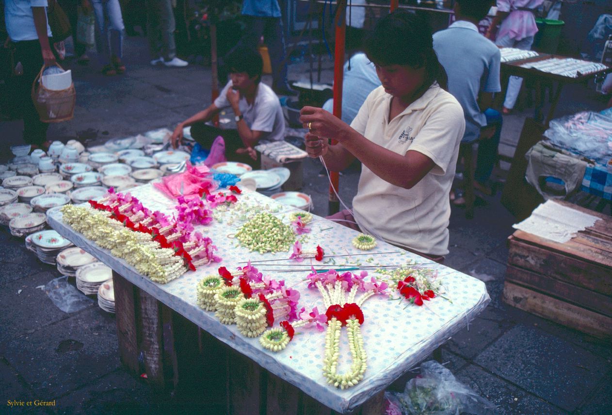 Bangkok guirlandes de fleurs Thaïlande -025