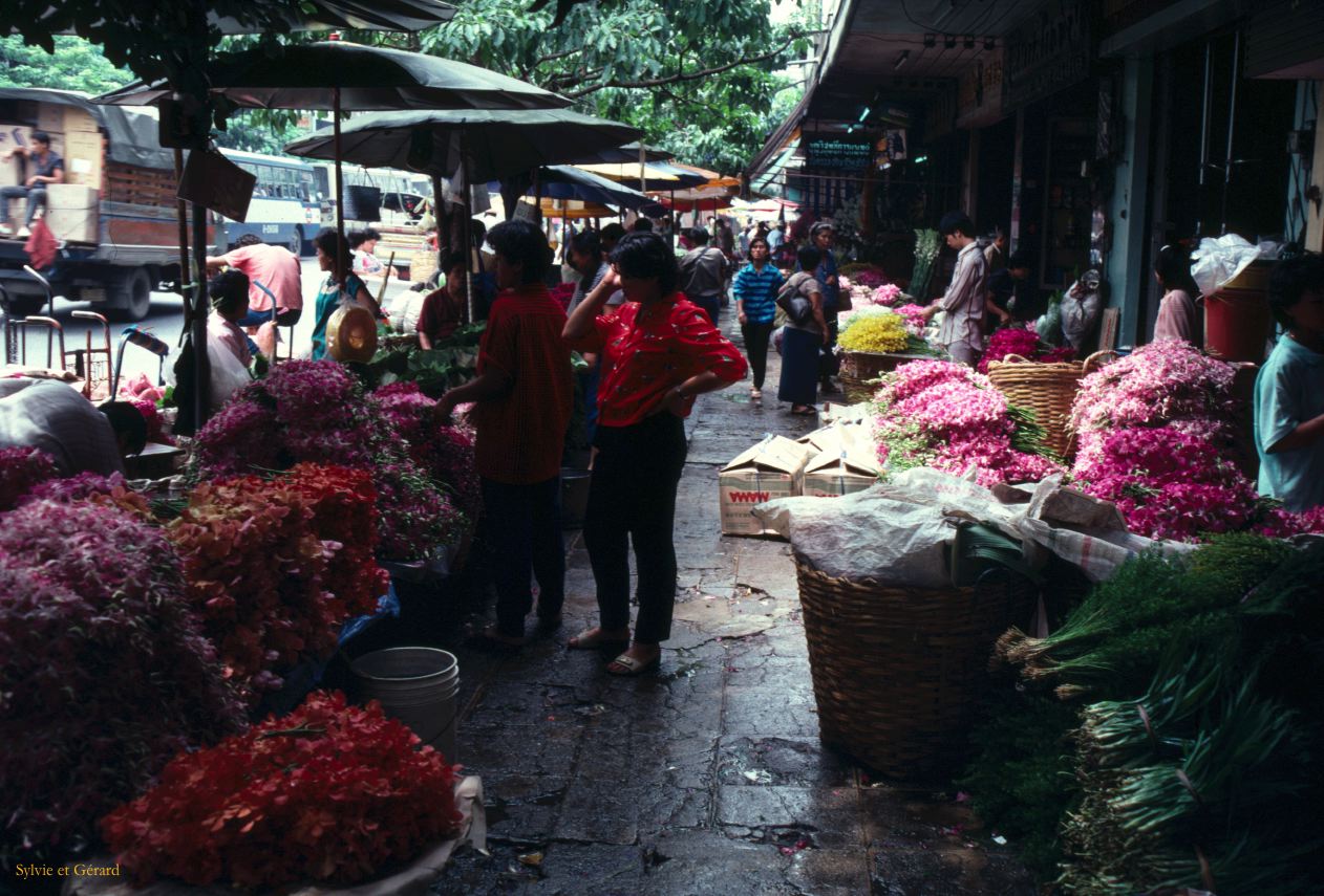 Bangkok marché aux fleurs Thaïlande -018